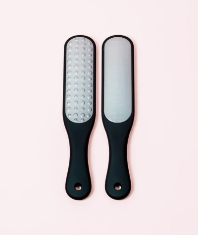 Pilă profesională pentru călcâie de metal - față dublă